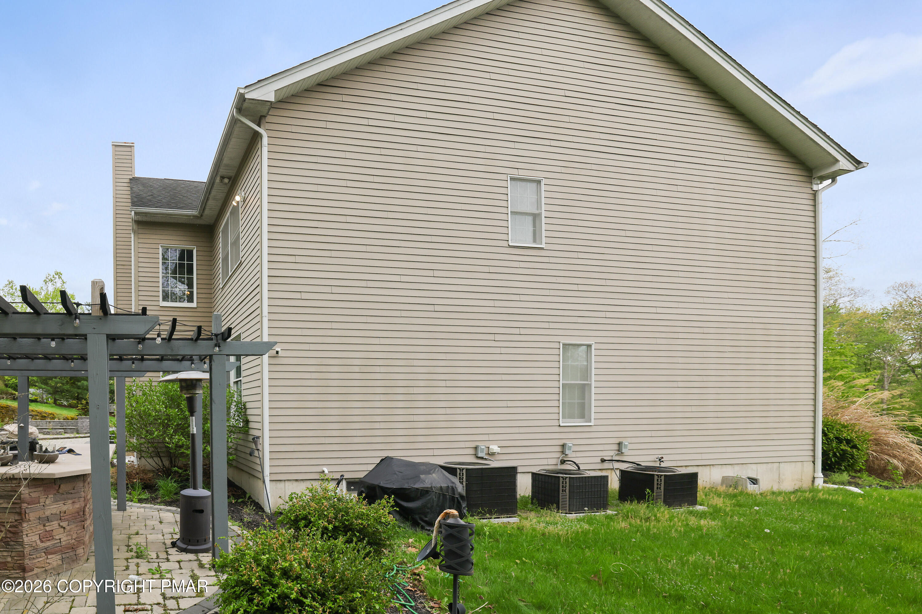 258 Rising Meadow Way East Stroudsburg, PA 18302 - Photo 12 of 67 12-RBP55811