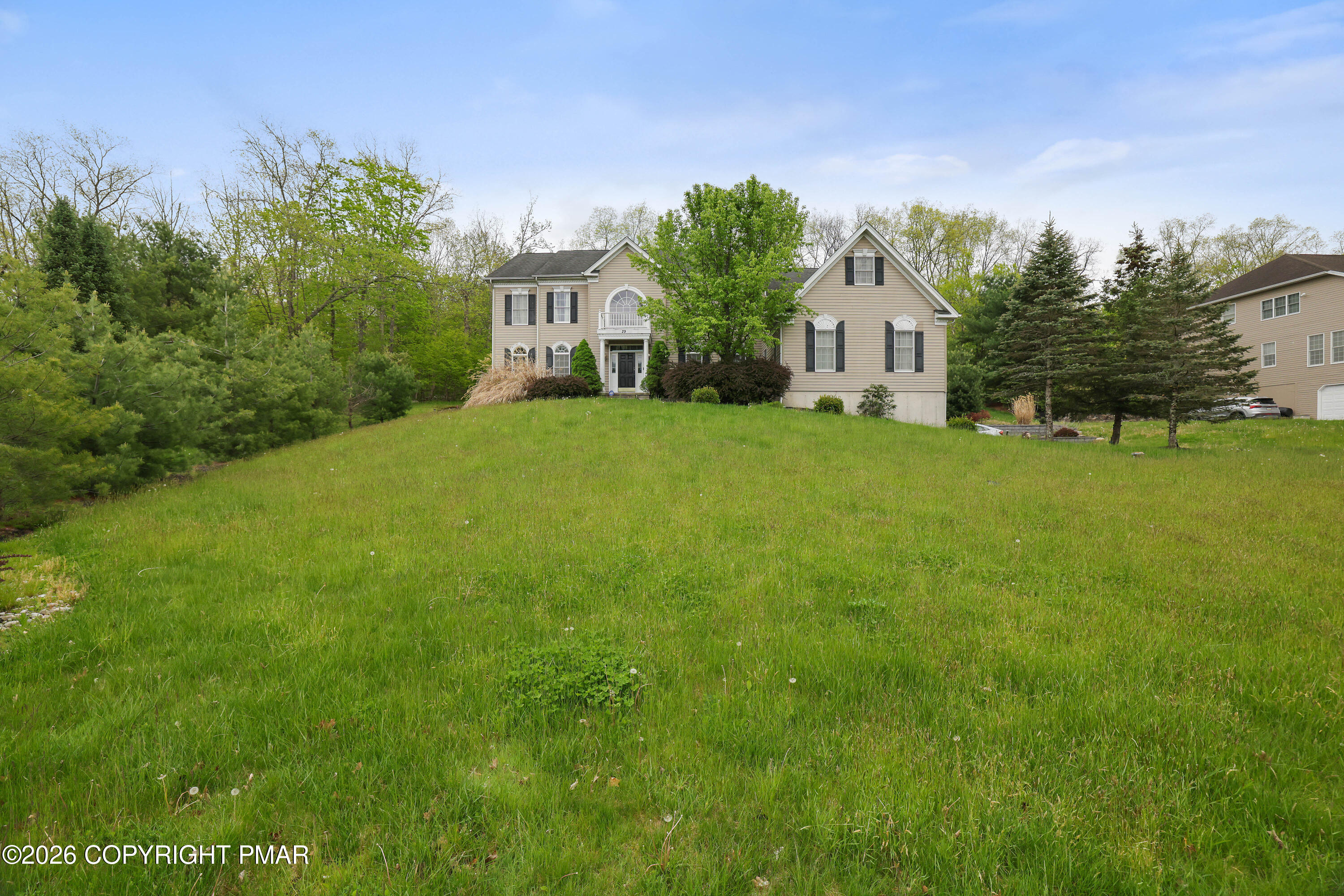 258 Rising Meadow Way East Stroudsburg, PA 18302 - Photo 3 of 67 03-RBP55751