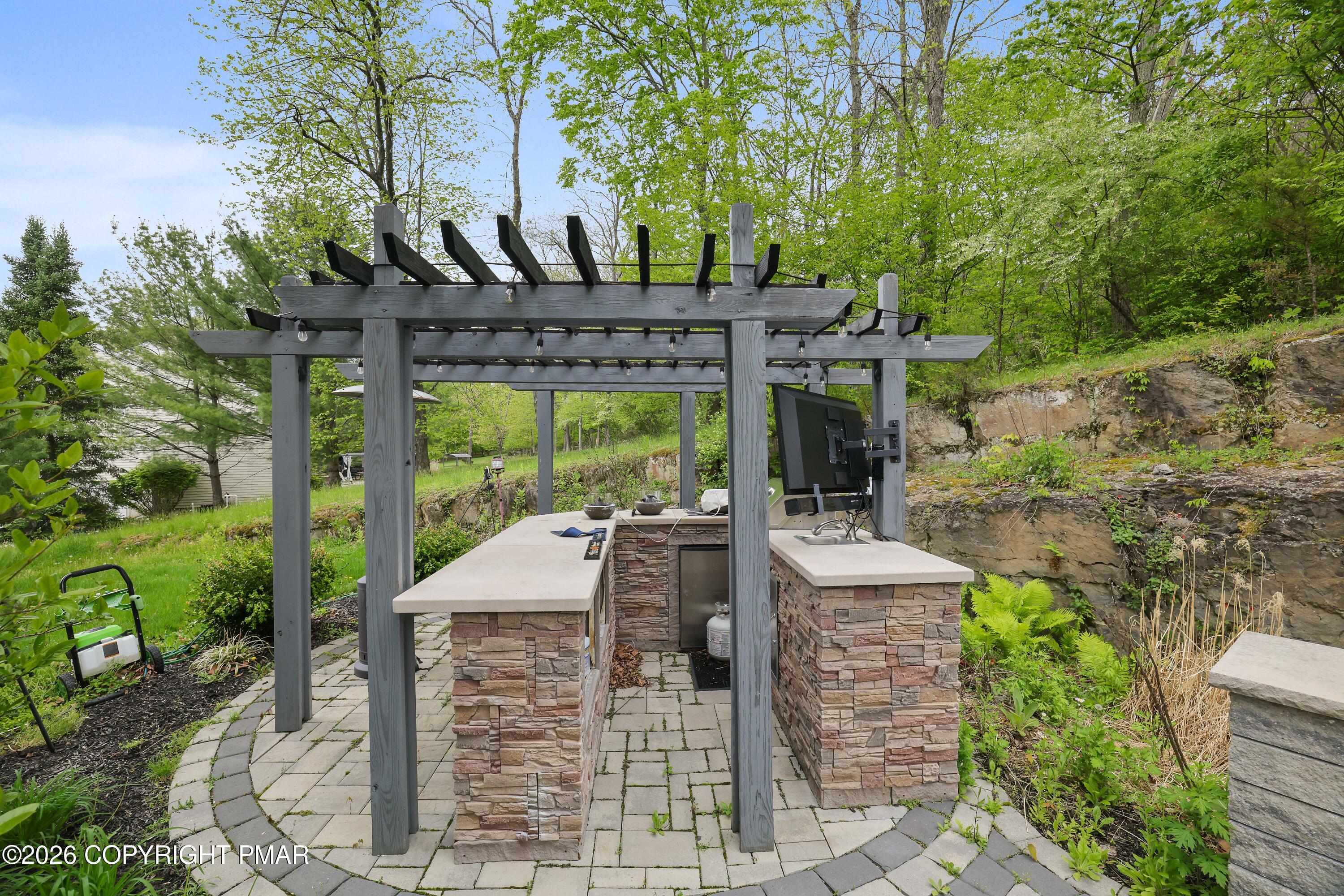 258 Rising Meadow Way East Stroudsburg, PA 18302 - Photo 10 of 67 10-RBP55801