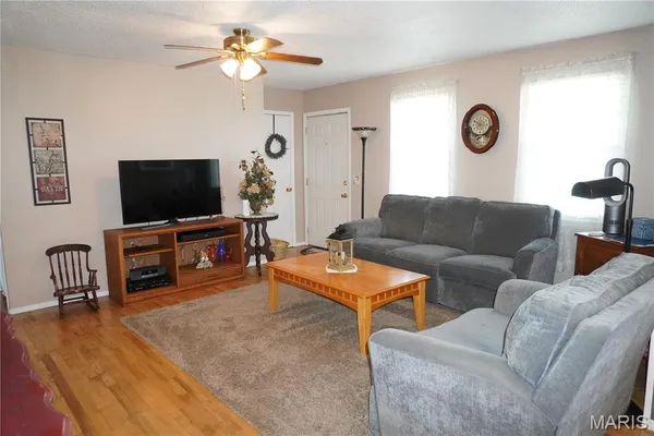 $299,900 | 31098 State Highway, Marble Hill, MO 63764