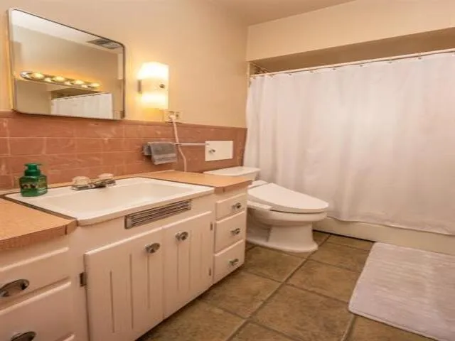 $370,000 | 1813 West Mission Avenue, Spokane, WA 99201