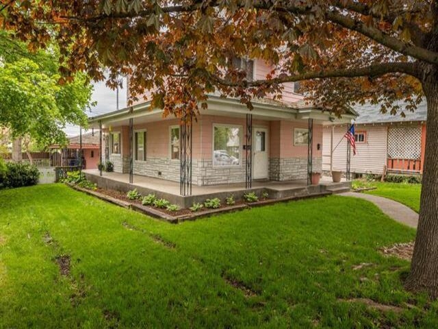 1813 West Mission Avenue Spokane, WA 99201 - Photo 2 of 25