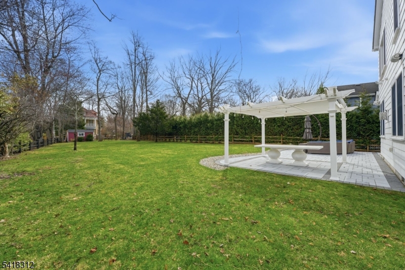 8 Dunnder Drive Summit, NJ 07901 - Photo 19 of 20