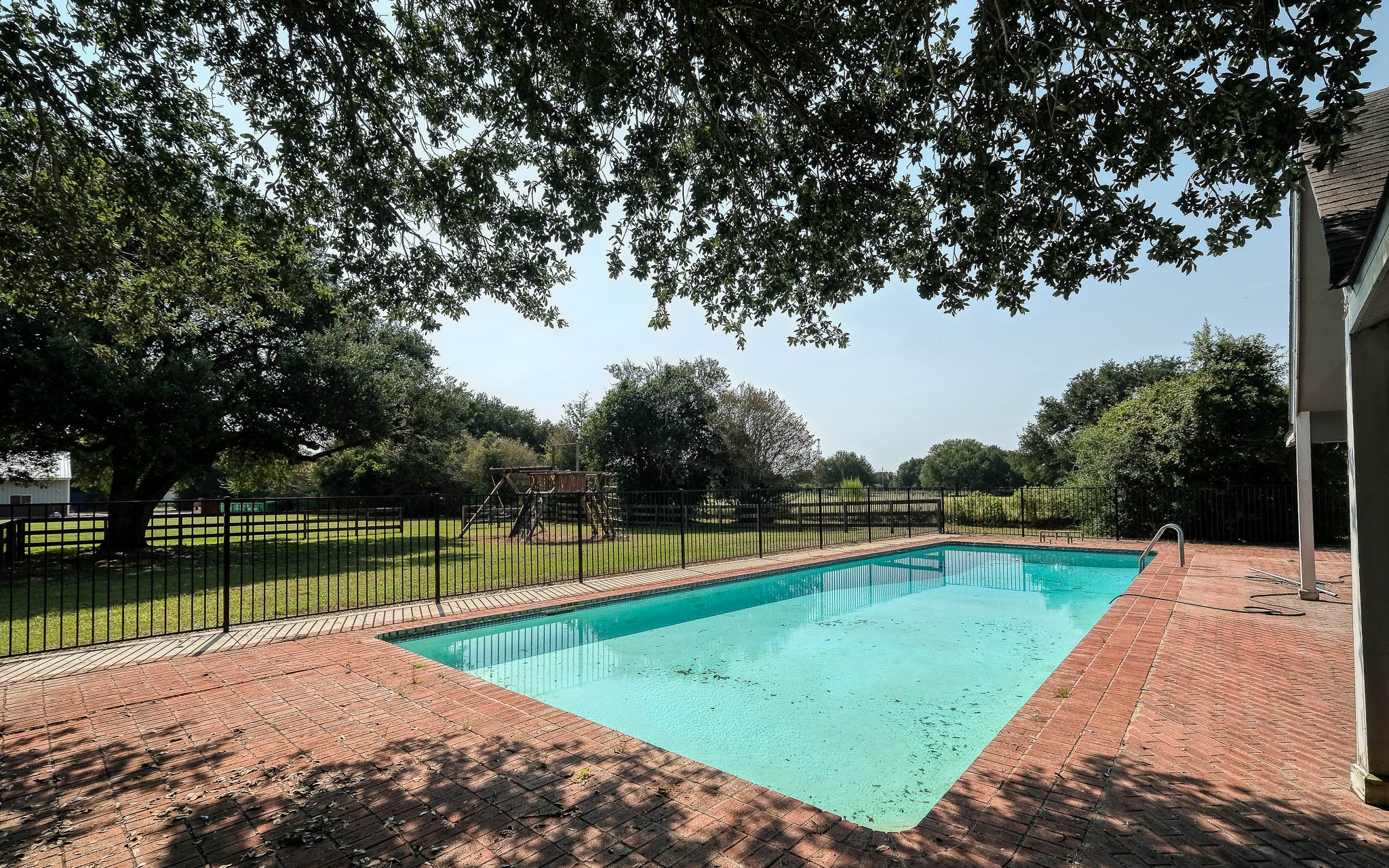 20515 Kickapoo Road Waller, TX 77484 - Photo 28 of 50 a view of a basketball court