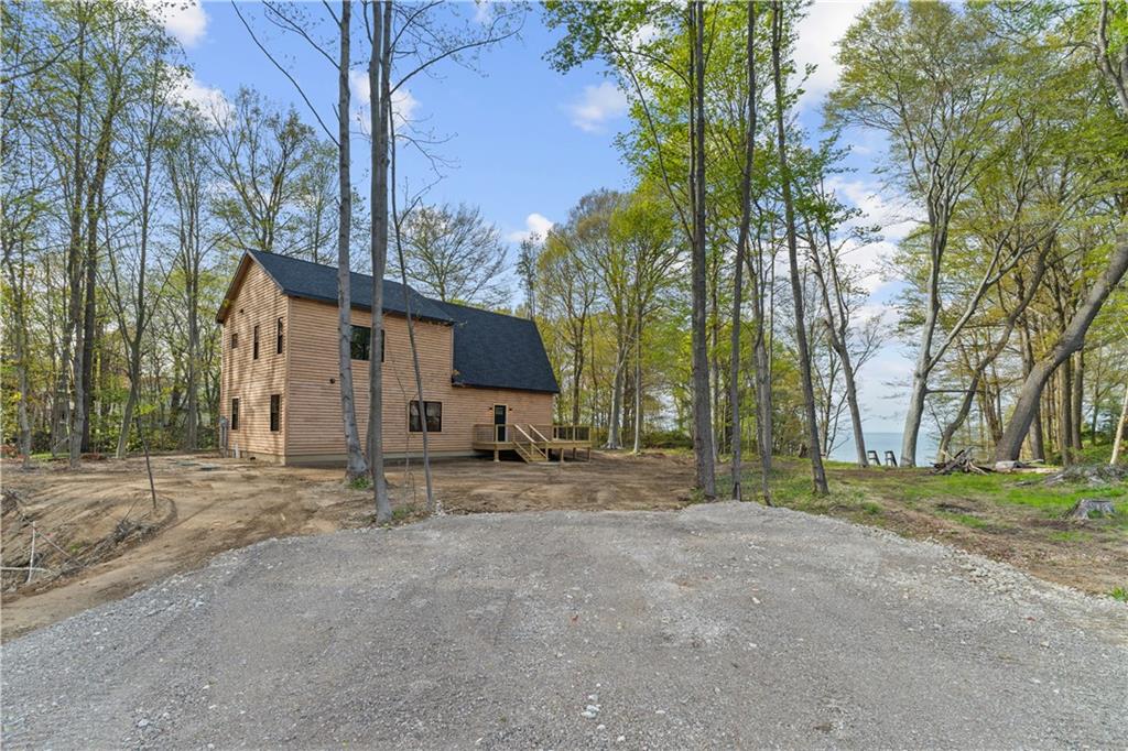 8498 East Lake Road Erie, PA 16511 - Photo 11 of 37
