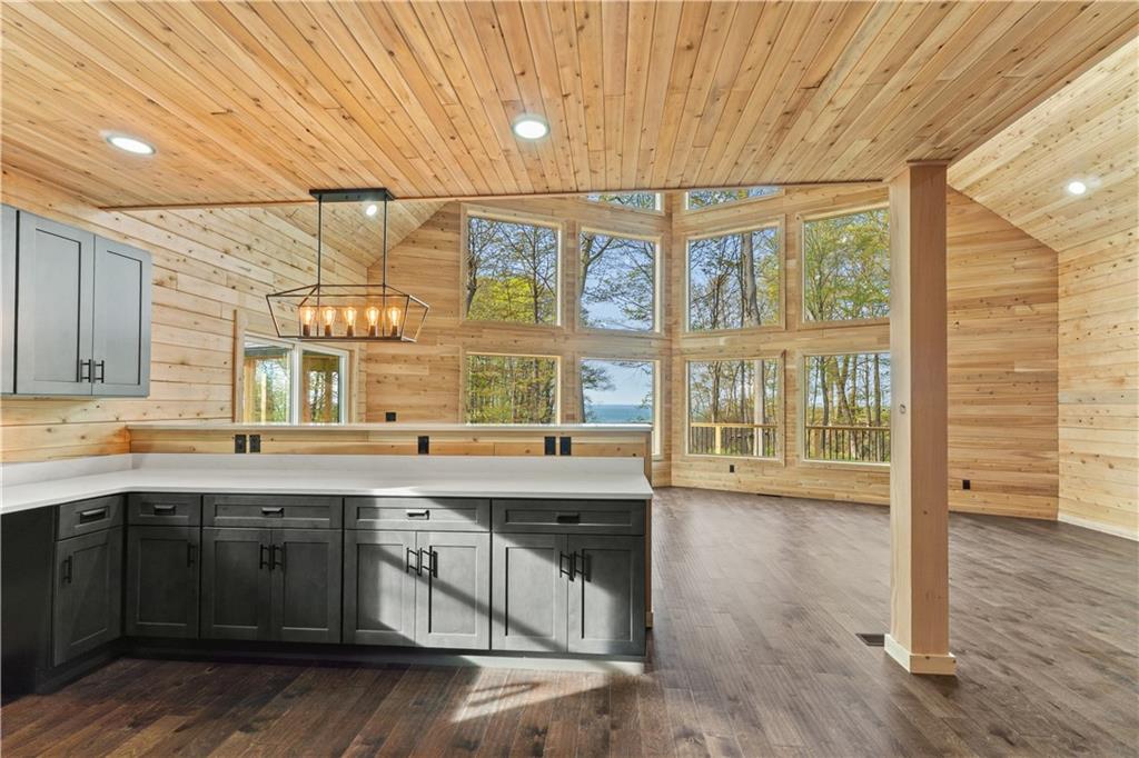 8498 East Lake Road Erie, PA 16511 - Photo 21 of 37