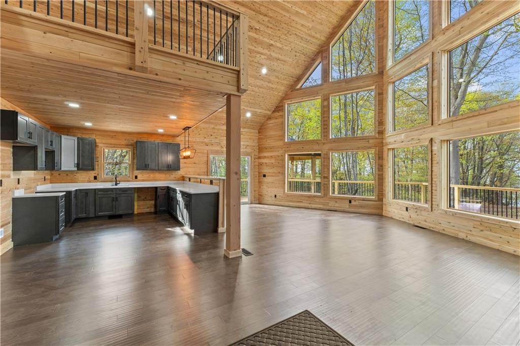 8498 East Lake Road Erie, PA 16511 - Photo 22 of 37