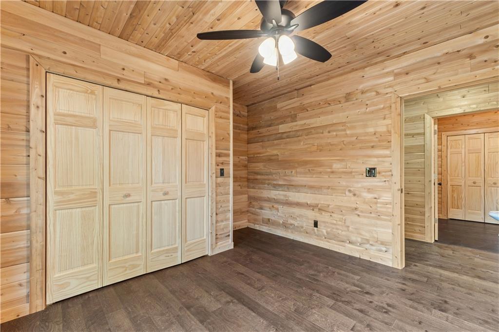 8498 East Lake Road Erie, PA 16511 - Photo 29 of 37