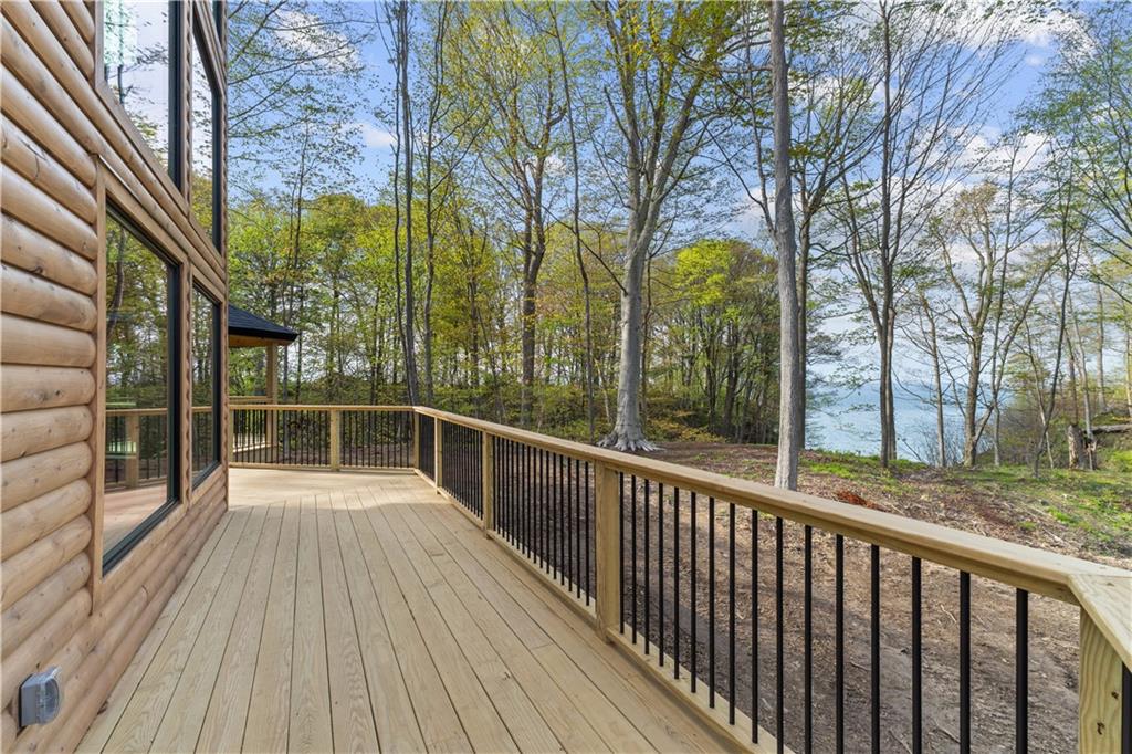 8498 East Lake Road Erie, PA 16511 - Photo 9 of 37