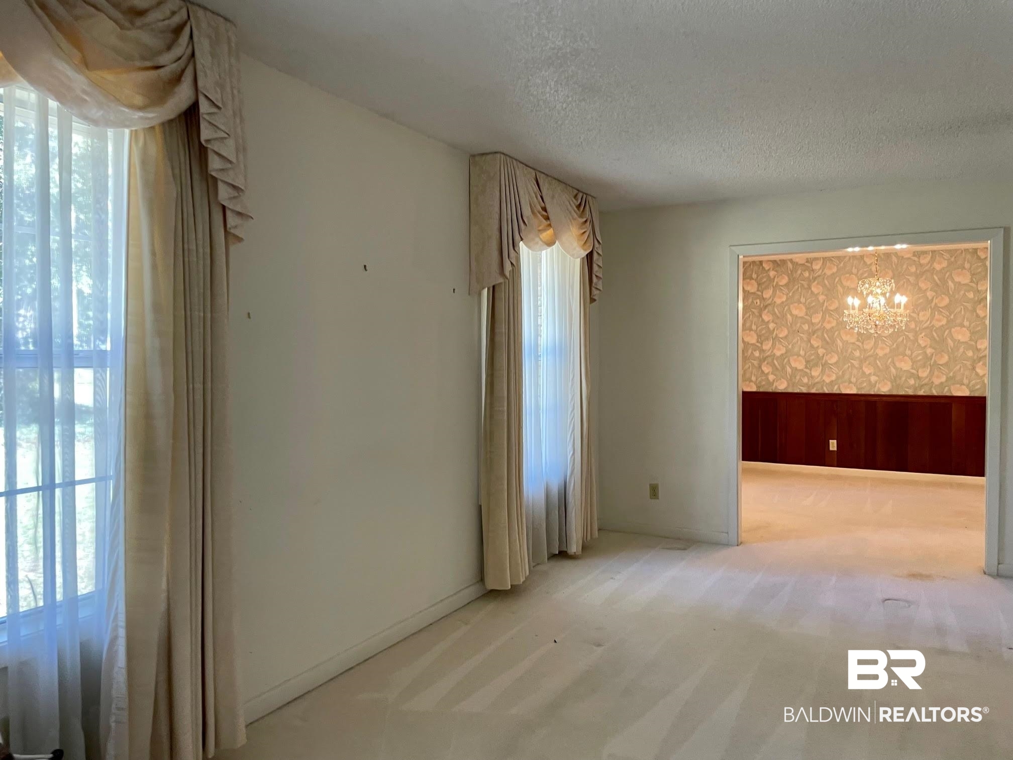 101 Magnolia Avenue Brewton, AL 36426 - Photo 3 of 17