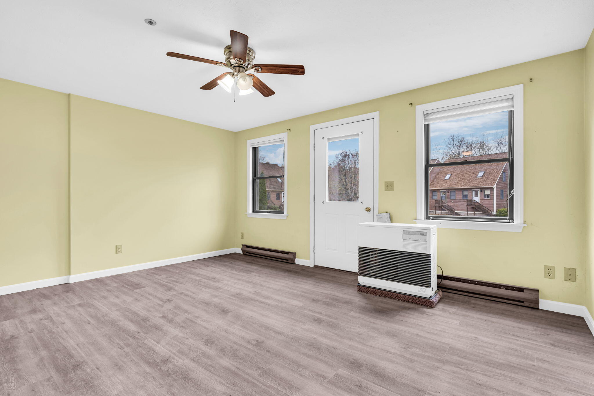 538 Main Street, Unit 11 Springvale, ME 04083 - Photo 14 of 33 13-web-or-mls-DSC06637