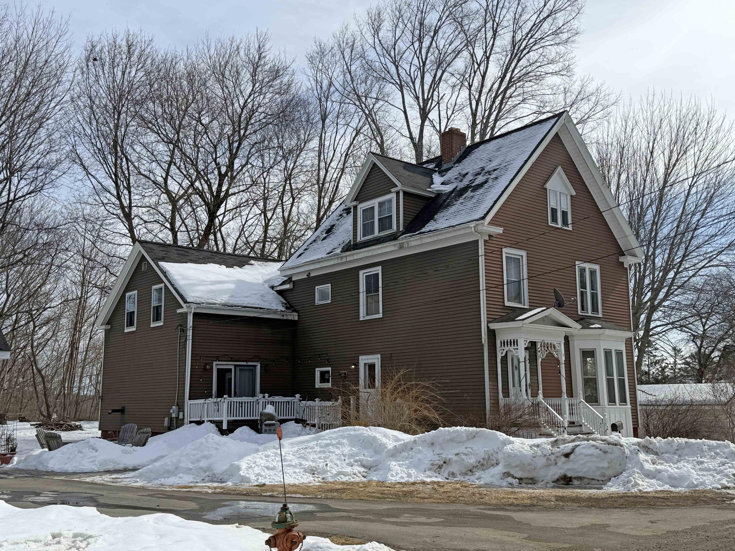 9 Chapel Street Ellsworth, ME 04605 - Photo 2 of 34 1b