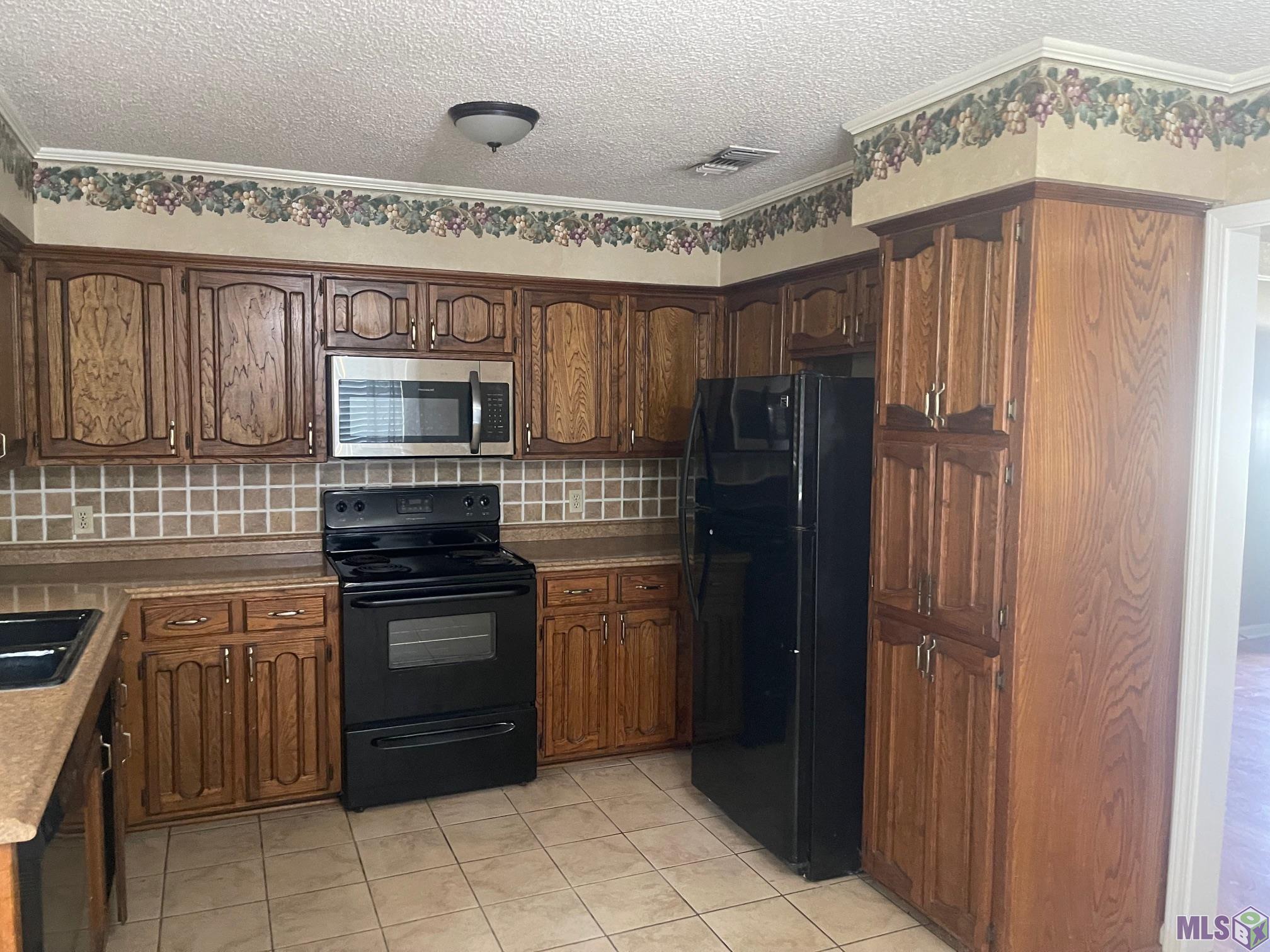 12972 Rambling Oaks Avenue Baton Rouge, LA 70818 - Photo 4 of 26