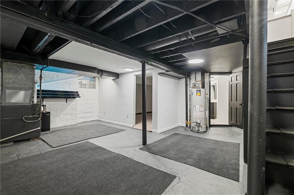 56 Bascom Avenue Pittsburgh, PA 15214 - Photo 24 of 46 a view of an empty room