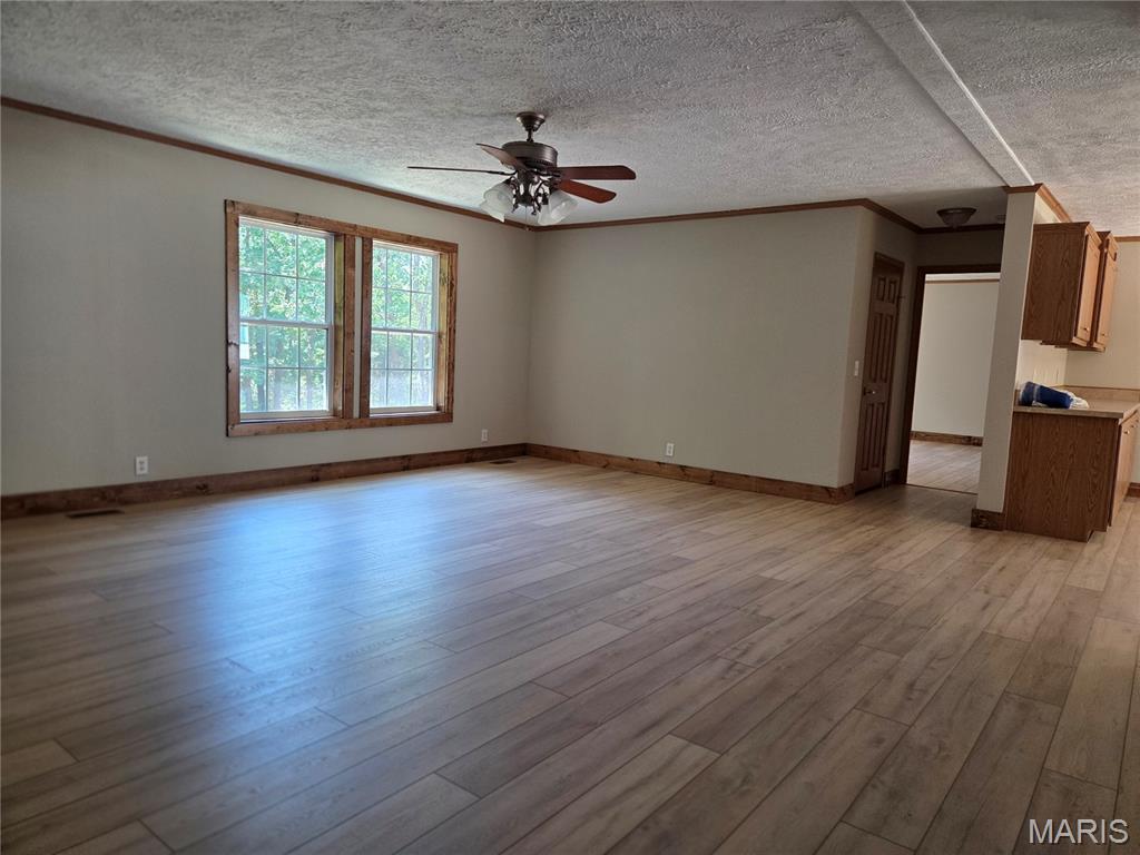 3908 Flucom Road De Soto, MO 63020 - Photo 4 of 39