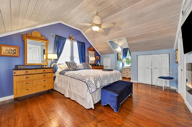 $10,500 | 110 South Palmway, Lake Worth Beach, FL 33460