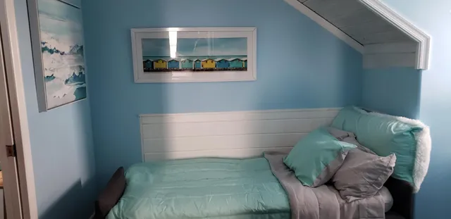 $10,500 | 110 South Palmway, Lake Worth Beach, FL 33460