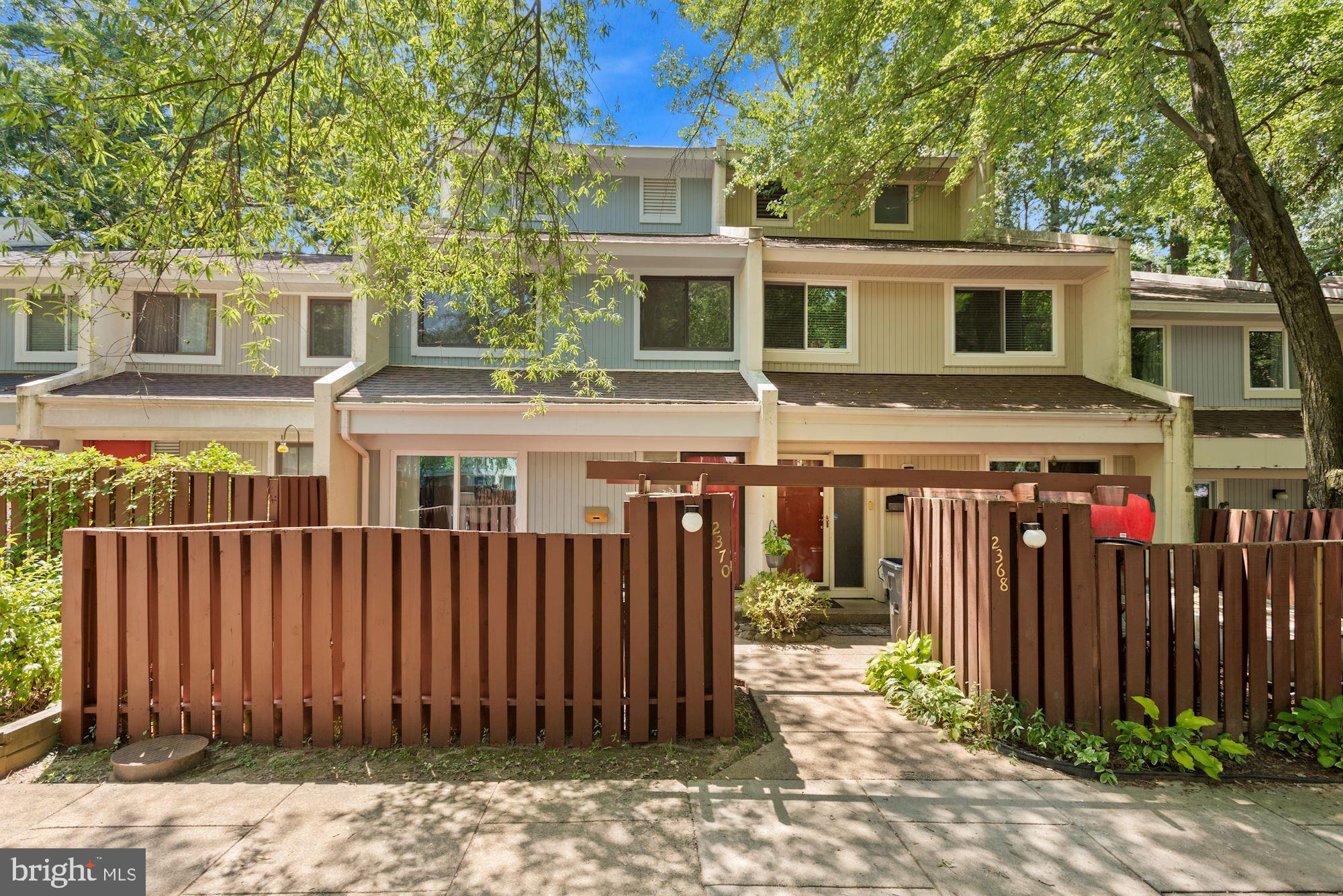 2370 Southgate Square Reston, VA 20191 - Photo 34 of 35