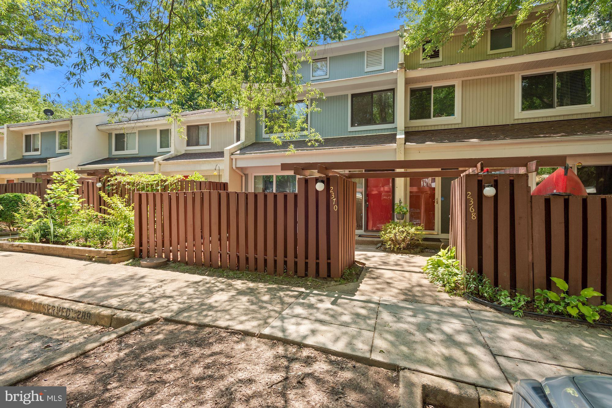 2370 Southgate Square Reston, VA 20191 - Photo 35 of 35 open Sunday 1-3