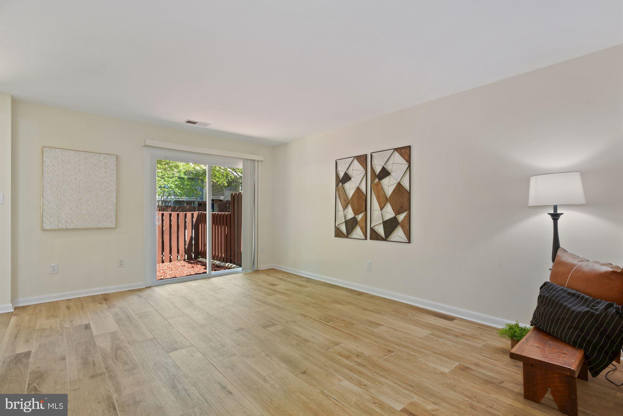 2370 Southgate Square Reston, VA 20191 - Photo 8 of 35