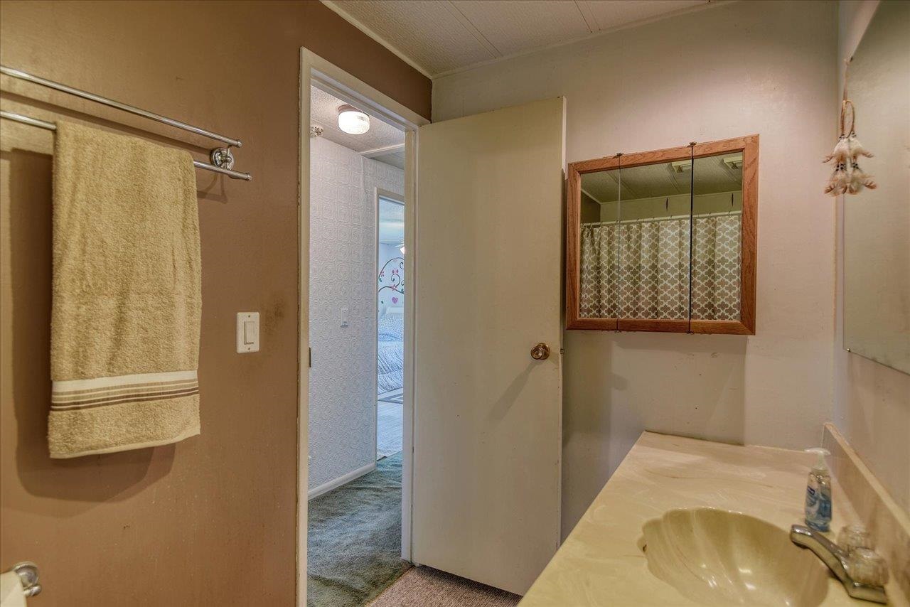 9210 West Newkirk Road Spokane, WA 99224 - Photo 13 of 40