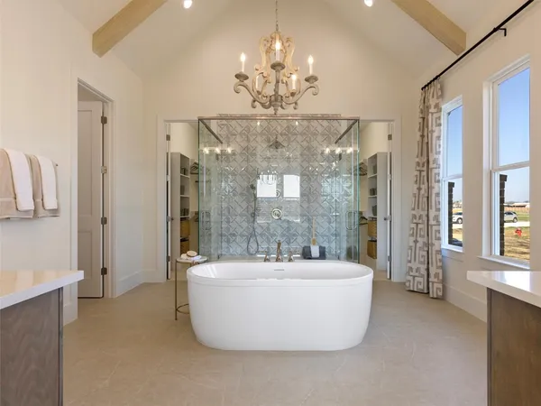 $975,000 | 151 Moonlight Drive, Smithville, TX 78957