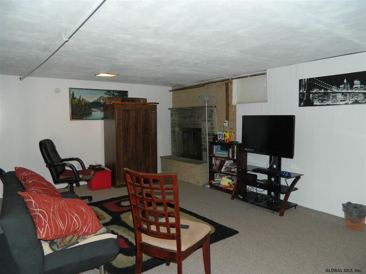 1998 10th Street Rensselaer, NY 12144 - Photo 14 of 18 Photo 14