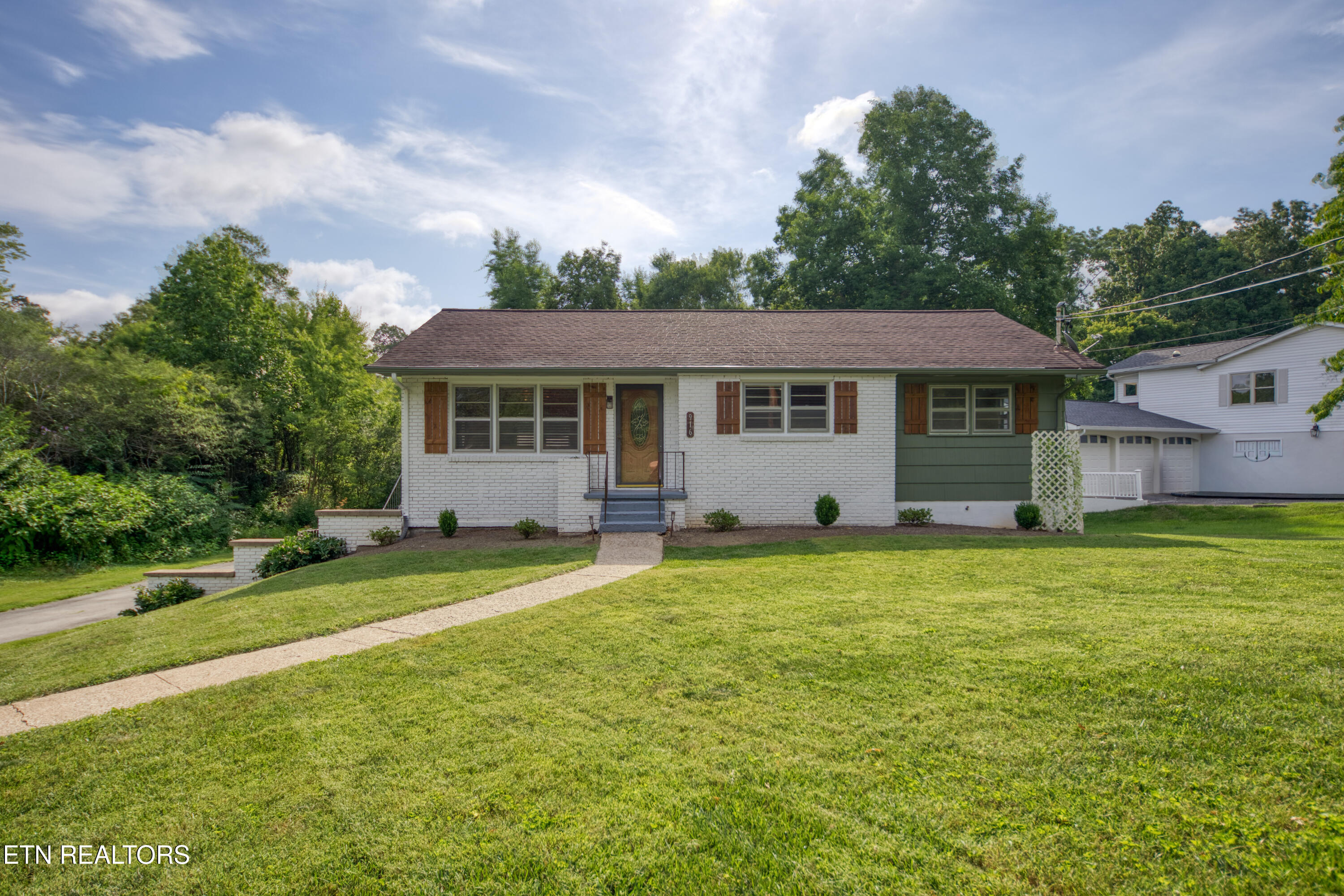 916 Mallory Rd