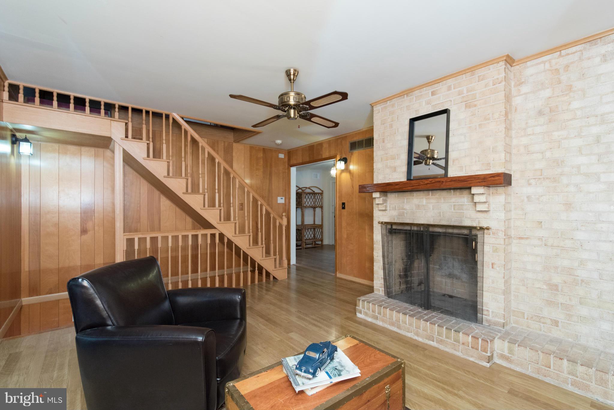 304 Farm Road Aberdeen, MD 21001 - Photo 12 of 30 Family Room
