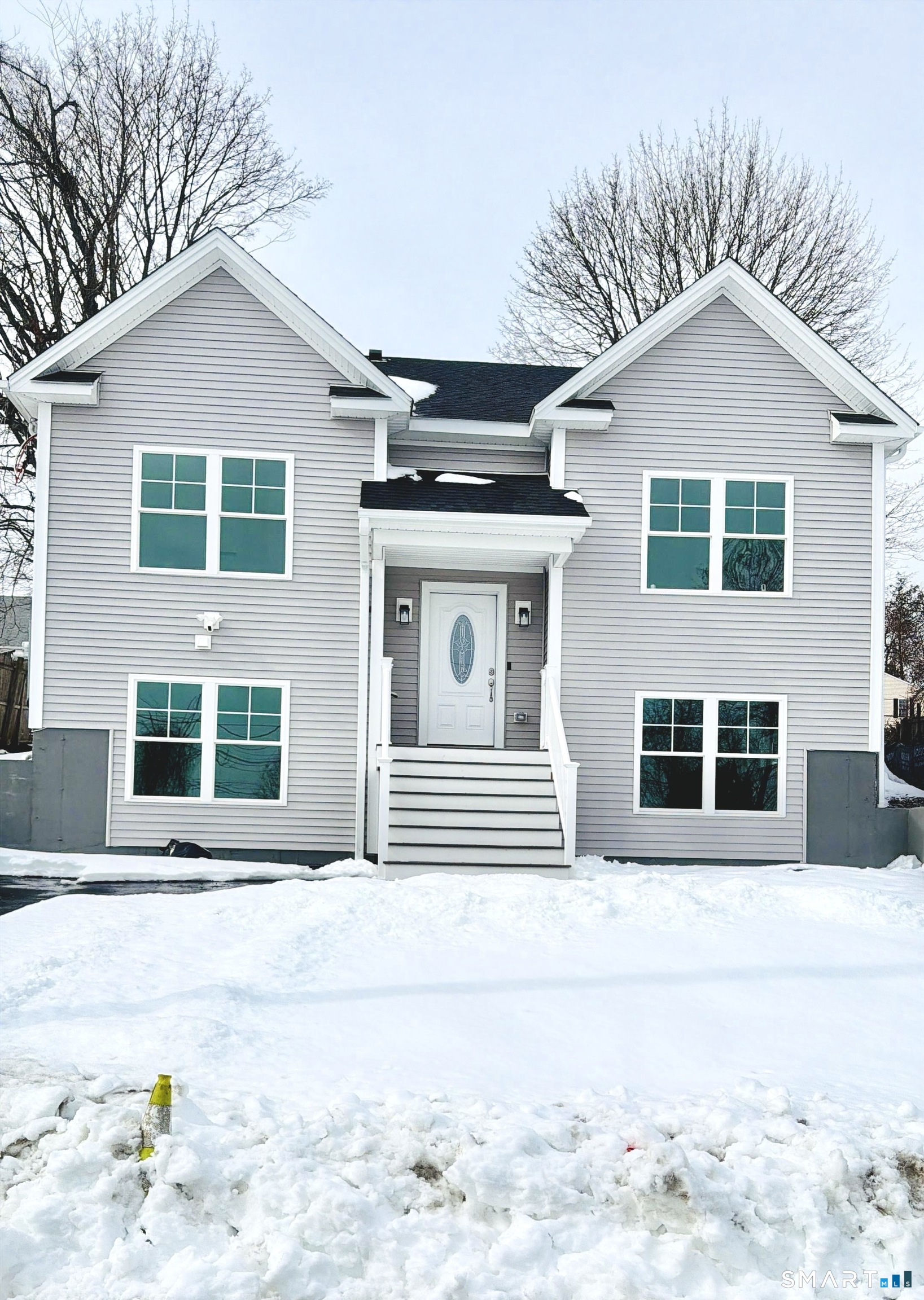 285 Hillcrest Road Bridgeport, CT 06606 - Photo 1 of 1 Gallery Image 1