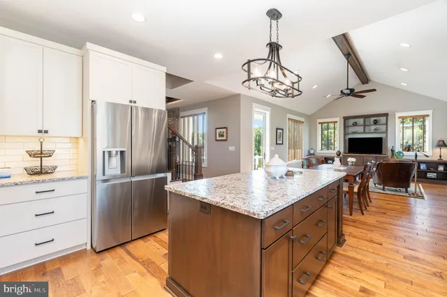 $925,000 | 1011 Stonehill Lane, Carlisle, PA 17015