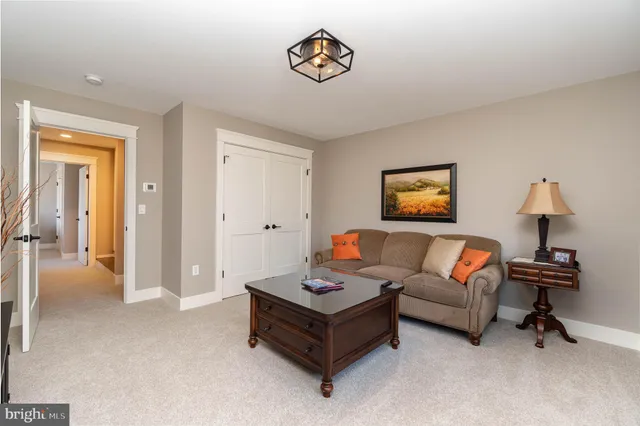 $925,000 | 1011 Stonehill Lane, Carlisle, PA 17015