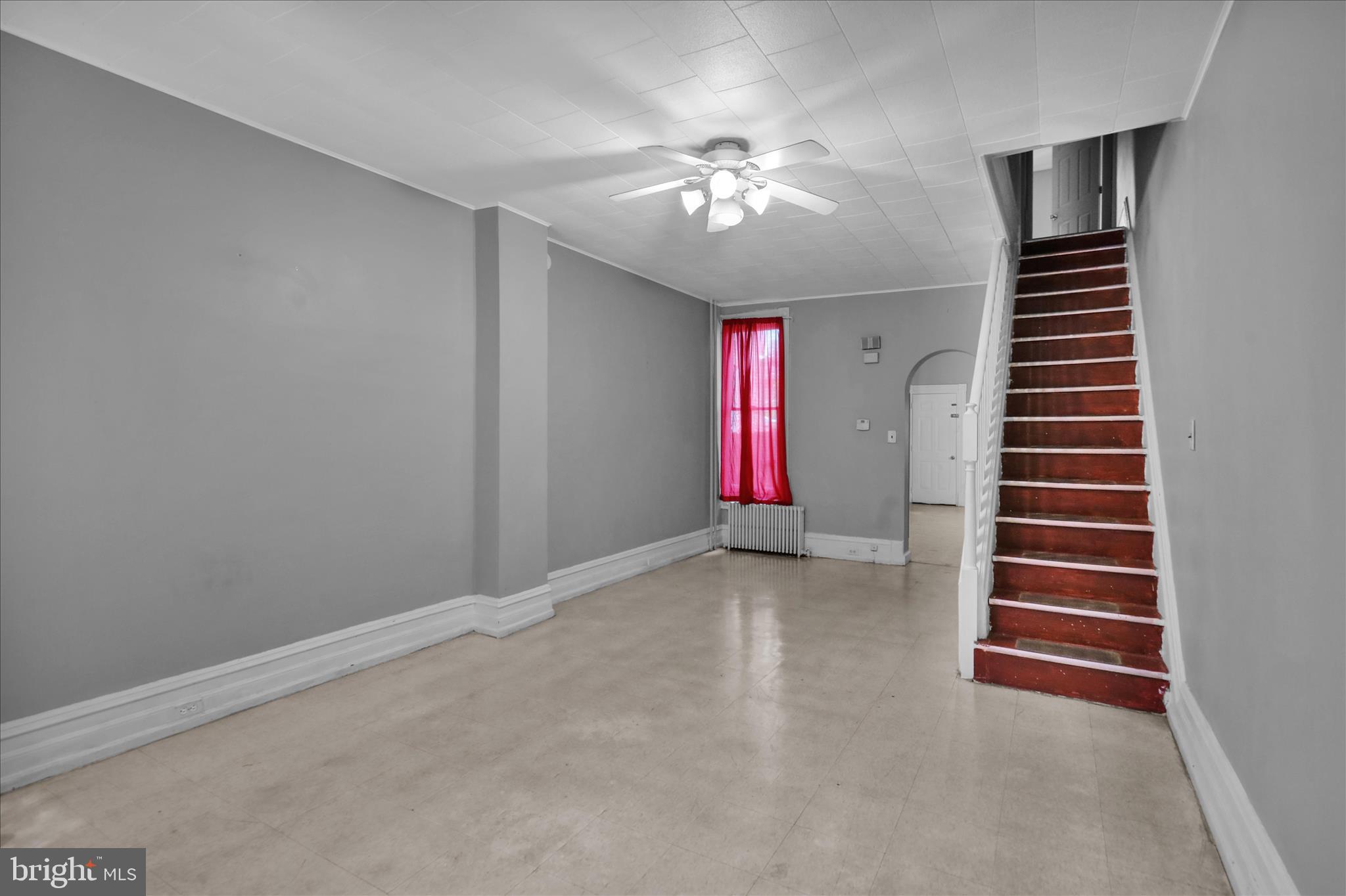 129 Poplar Street Reading, PA 19601 - Photo 4 of 27 360_8167