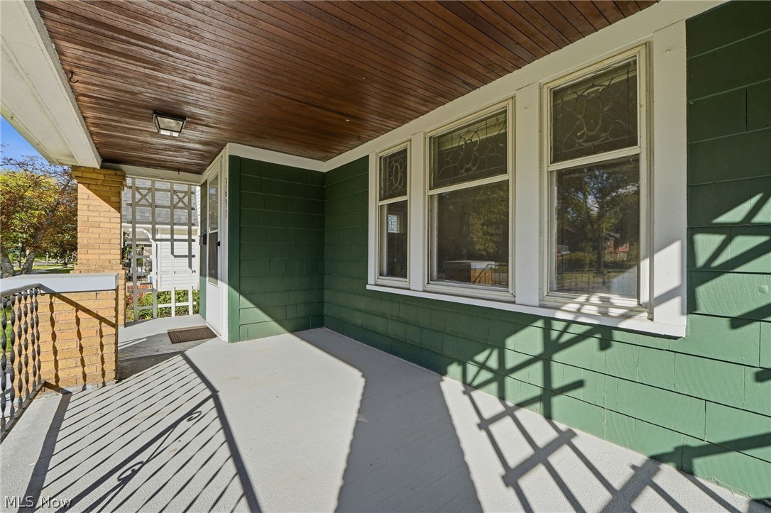 3657 Silsby Road University Heights, OH 44118 - Photo 6 of 49 a classic covered front porch