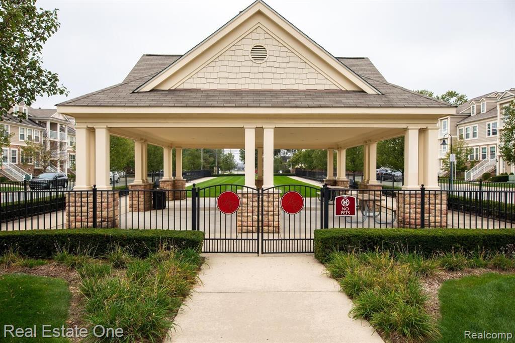 1099 Beaver Run, Unit 76 Troy, MI 48083 - Photo 24 of 28