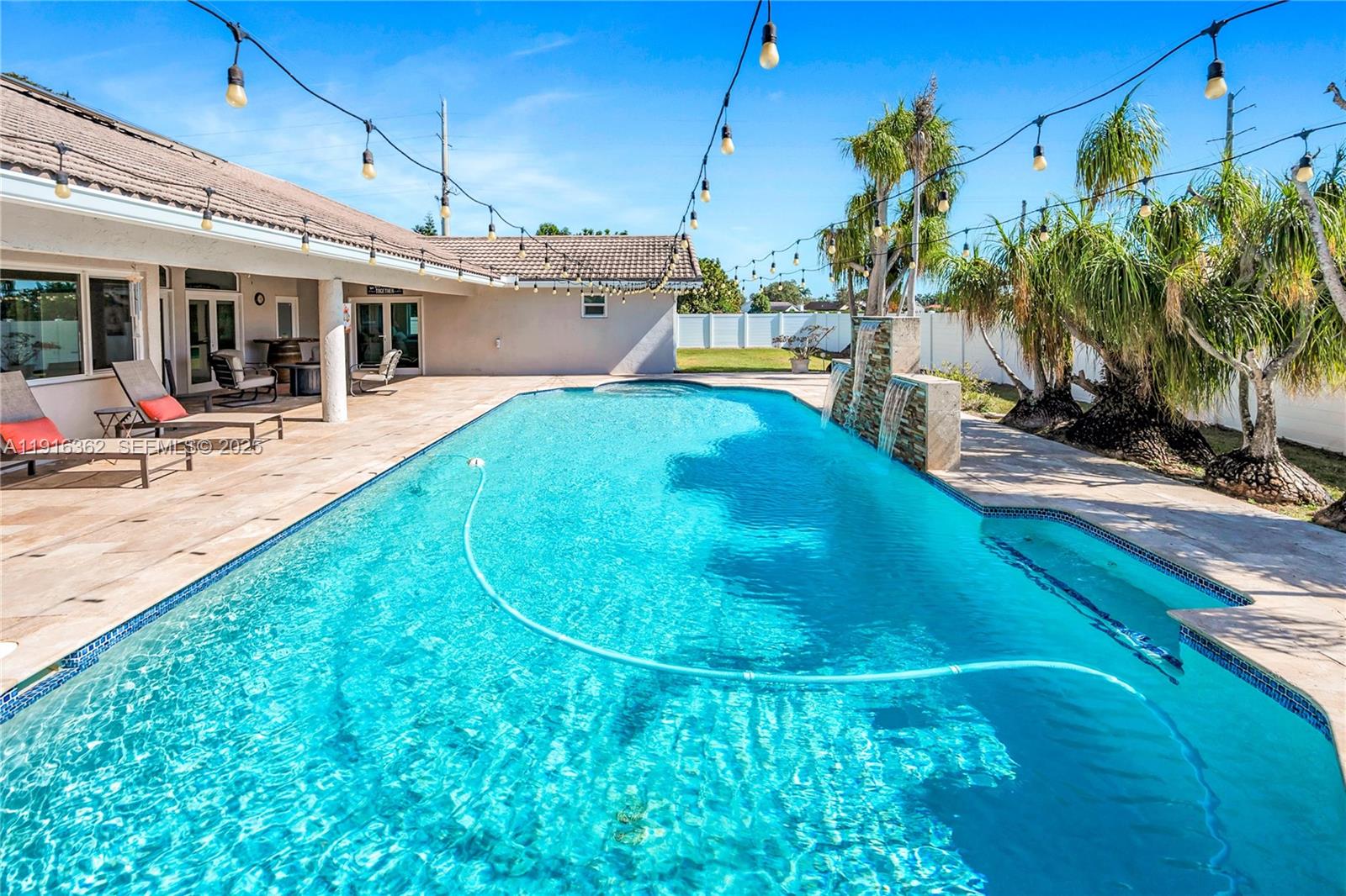 10700 Southwest 139th Road Miami, FL 33176 - Photo 17 of 68