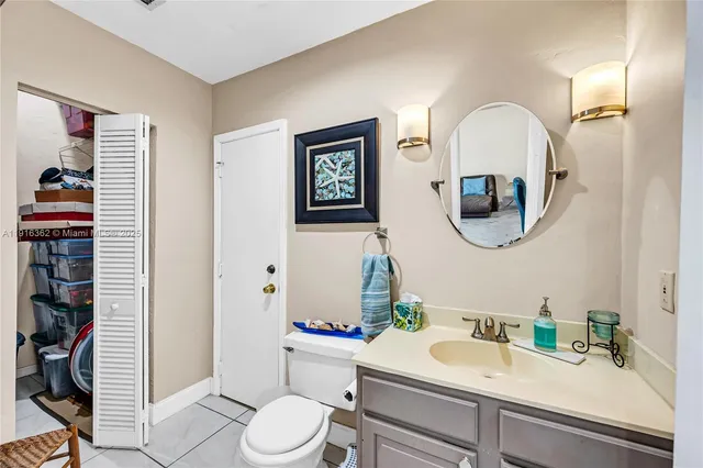 $1,550,000 | 10700 Southwest 139th Road, Miami, FL 33176