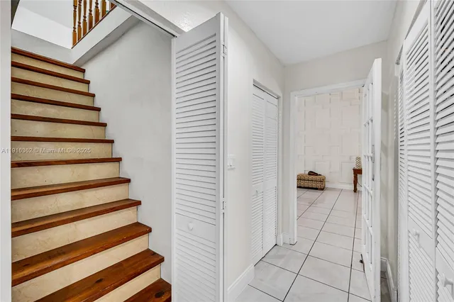 $1,550,000 | 10700 Southwest 139th Road, Miami, FL 33176