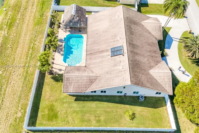 $1,550,000 | 10700 Southwest 139th Road, Miami, FL 33176
