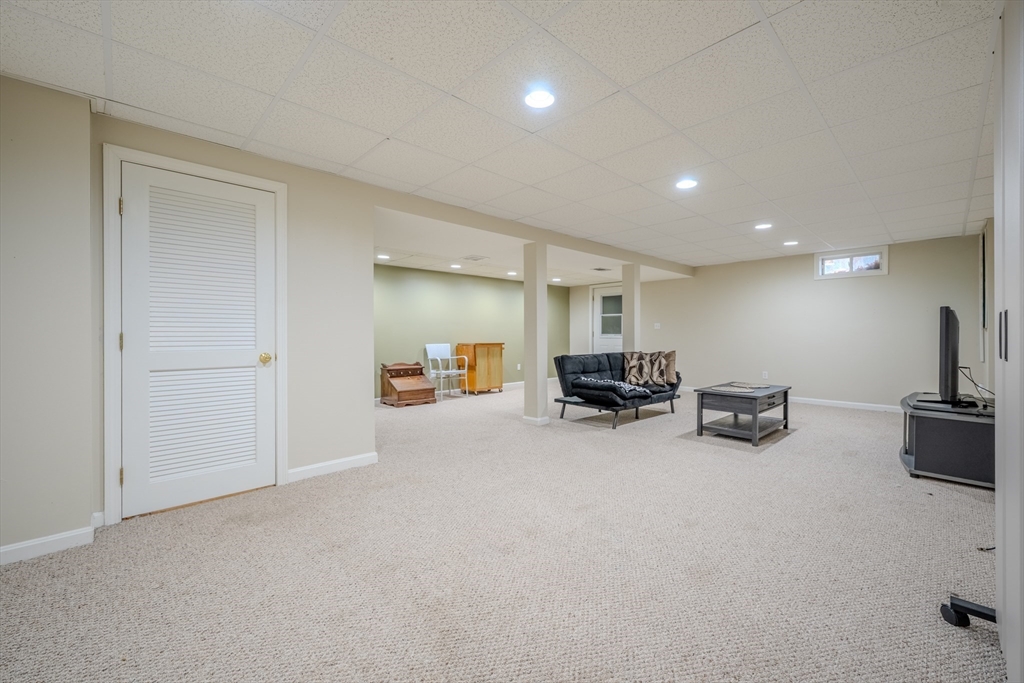 36 Westford Road Ayer, MA 01432 - Photo 24 of 37 Gallery Image 24