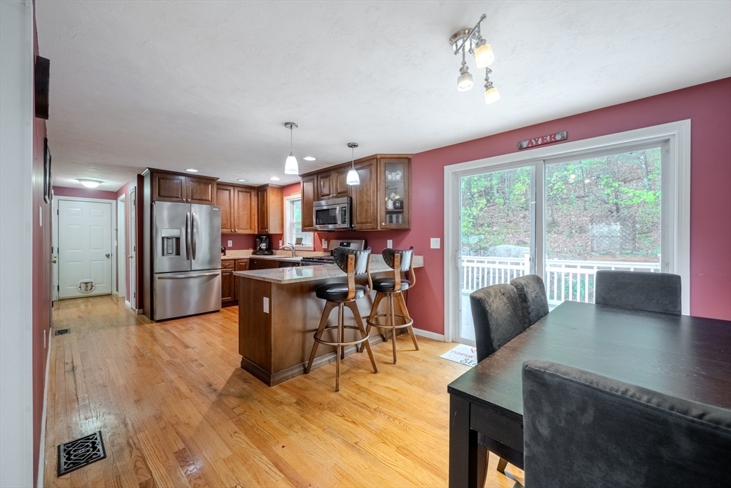 36 Westford Road Ayer, MA 01432 - Photo 10 of 37 Gallery Image 10
