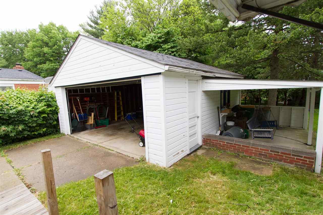 428 Wonder Romeo, MI 48065 - Photo 15 of 18 31349681-14.JPG