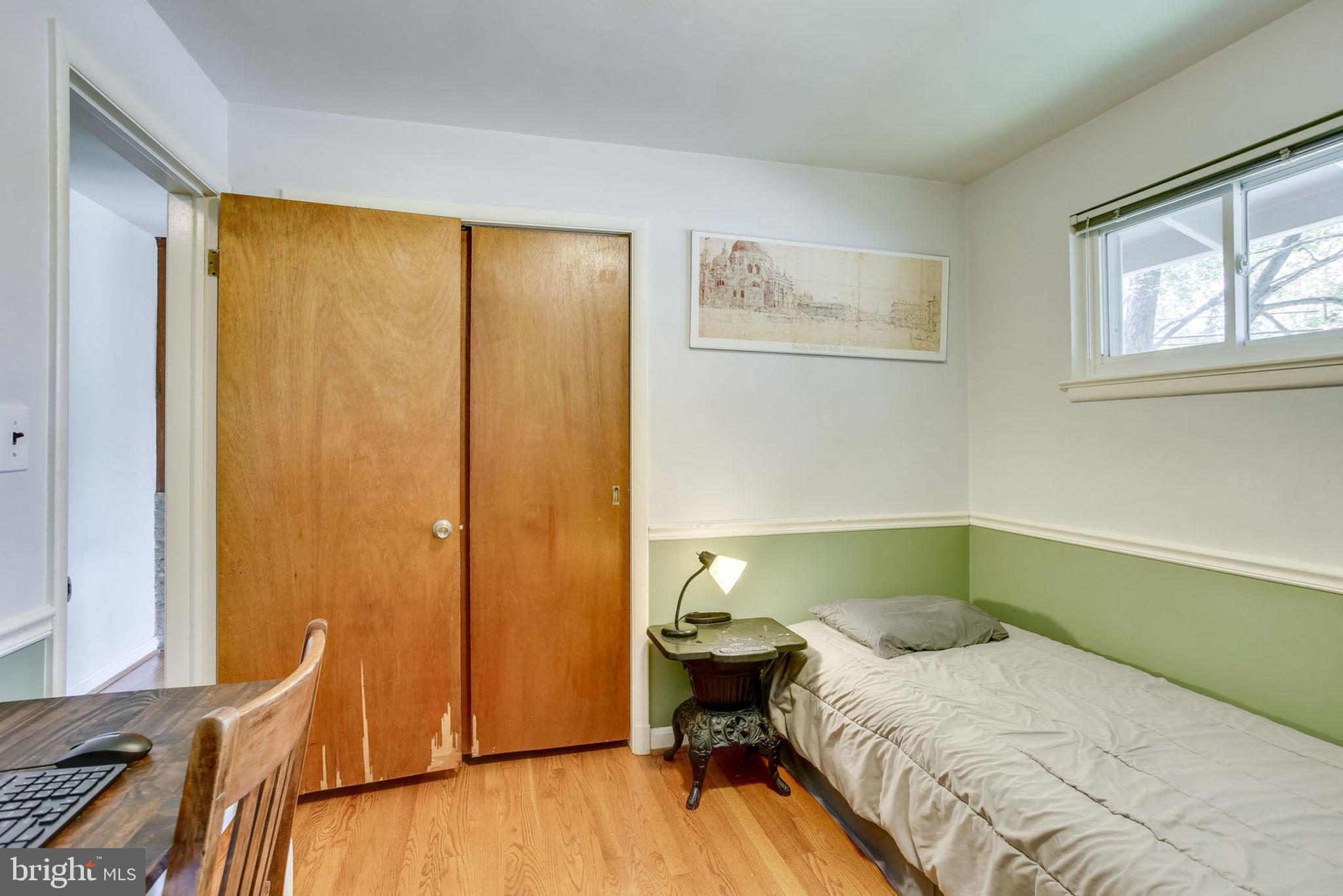 4103 Sideburn Road Fairfax, VA 22030 - Photo 20 of 54 Main level bedroom 1