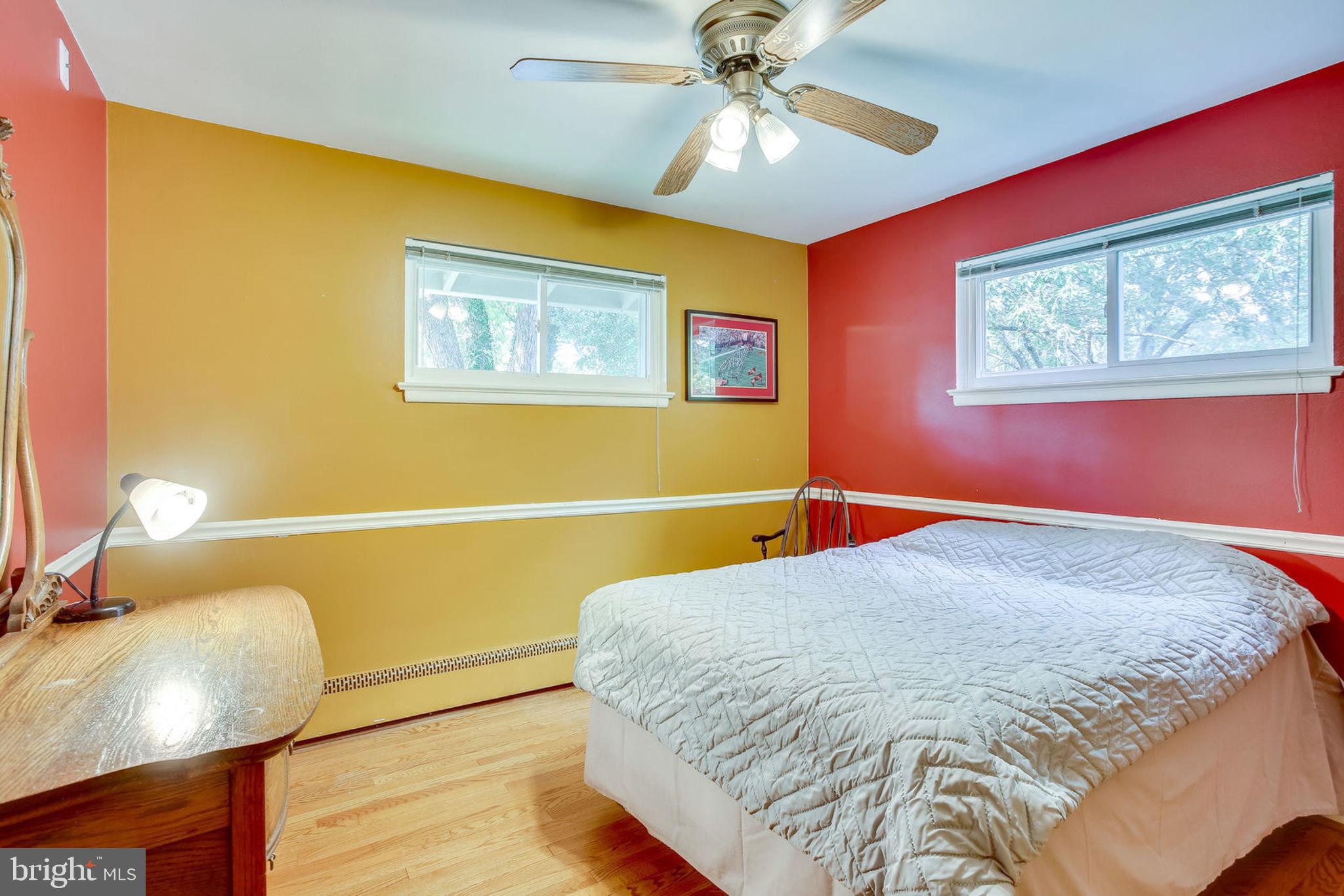4103 Sideburn Road Fairfax, VA 22030 - Photo 22 of 54 Main level bedroom 2