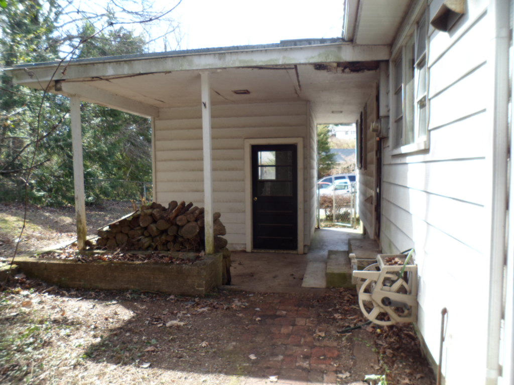113 Fulton Lane Oak Ridge, TN 37830 - Photo 11 of 11 side r