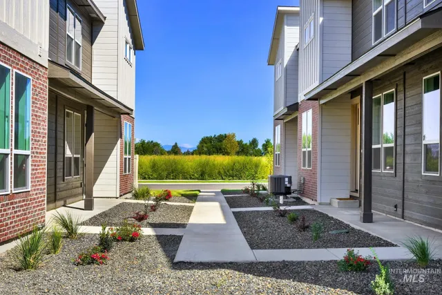 $349,000 | 2909 Nieve Lane, Caldwell, ID 83605