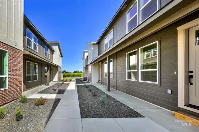 $349,000 | 2909 Nieve Lane, Caldwell, ID 83605