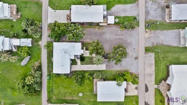 $409,900 | 124 Cedar Lane, Grand Isle, LA 70358