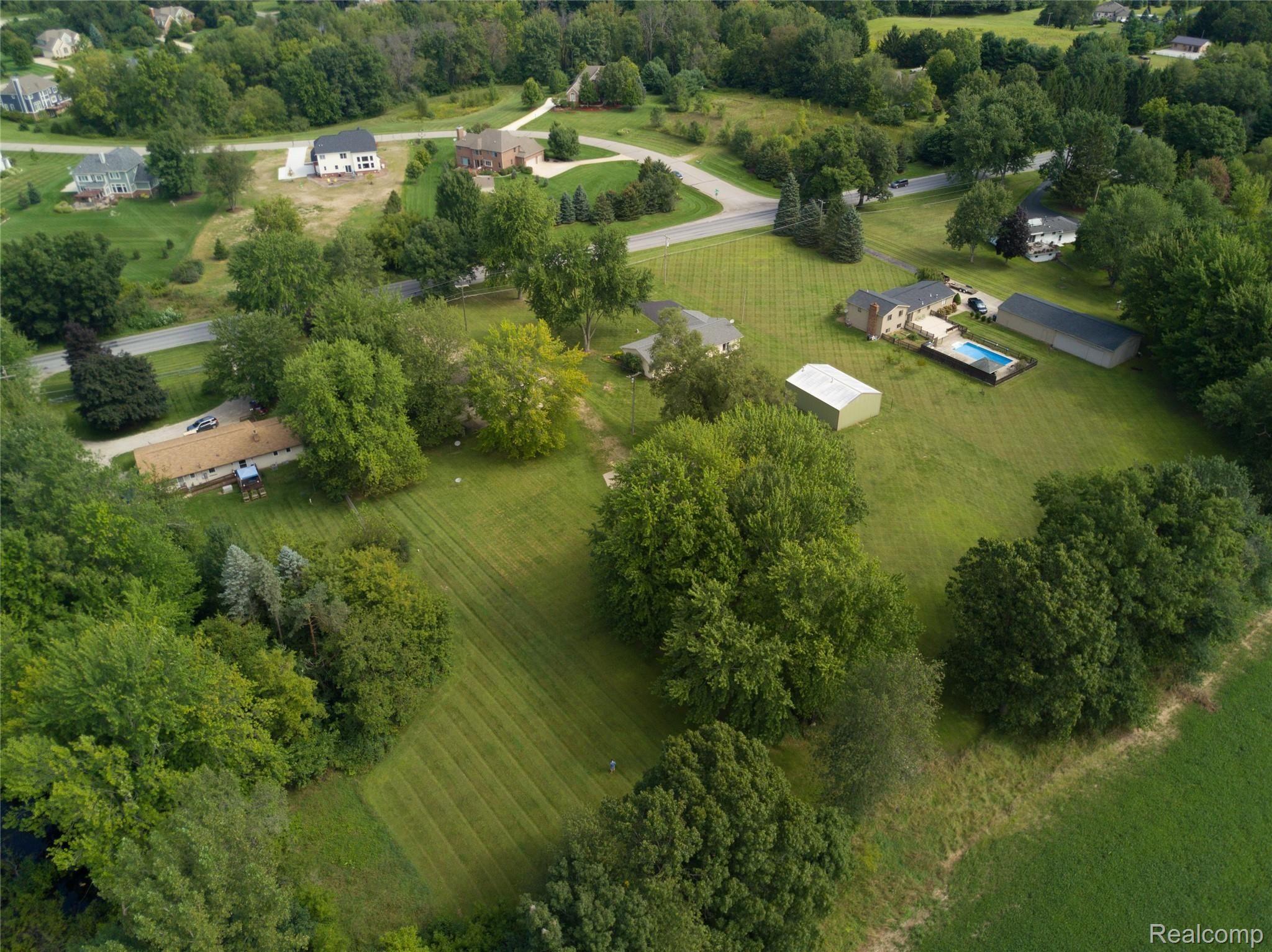 10833 North Territorial Road Dexter, MI 48130 - Photo 31 of 36 IMG-0931.jpg