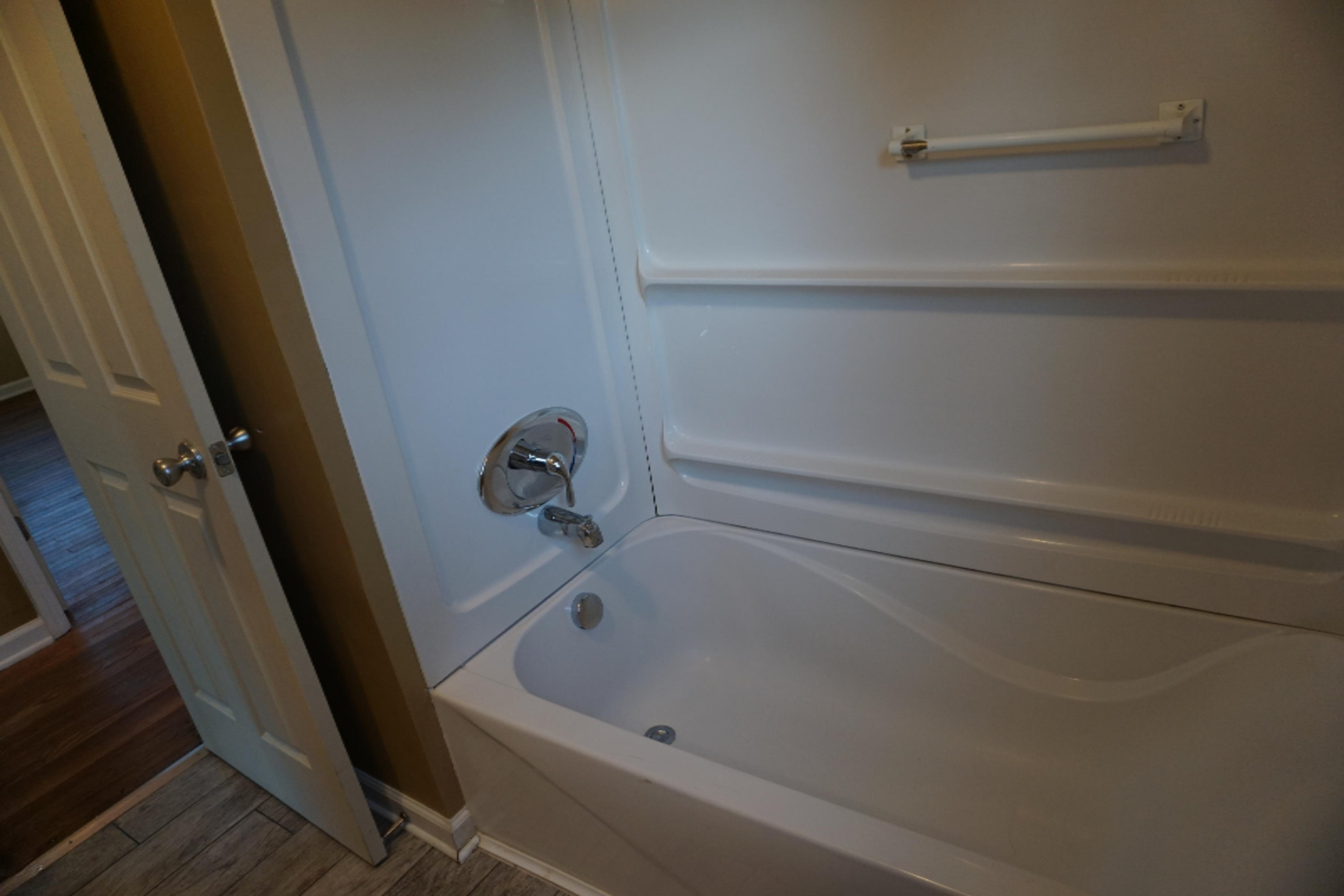 1604 Miller Road Kalamazoo, MI 49001 - Photo 13 of 23 DSC00609